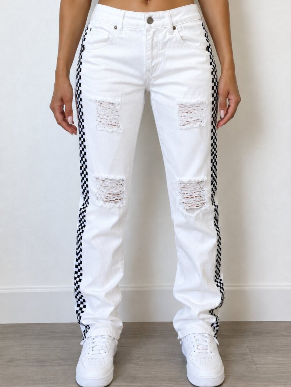 Empyre Eileen Mom Jeans White Distressed Checkerboard Stripe Size 3